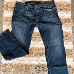 Men’s 559 dark wash Levi’s